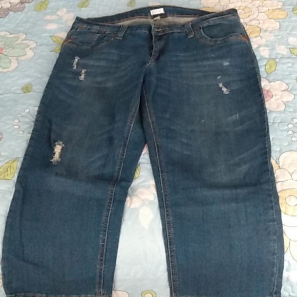 Relativity Above Ankle Jeans - Picture 1 of 8